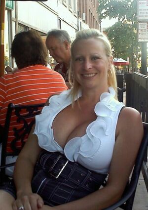 sexy blonde big boobs